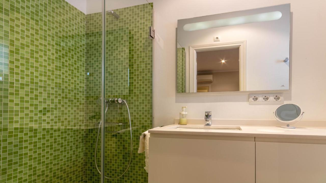 Apartamento Arenal - 3 Habitaciones セビリア エクステリア 写真